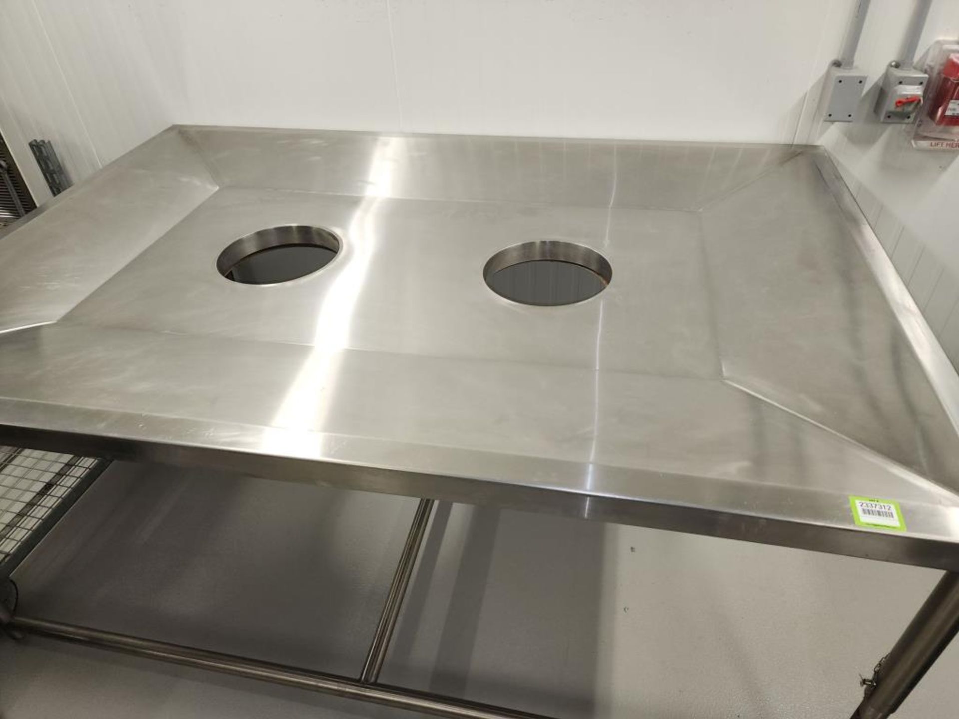 SS Trim Table - Image 3 of 3