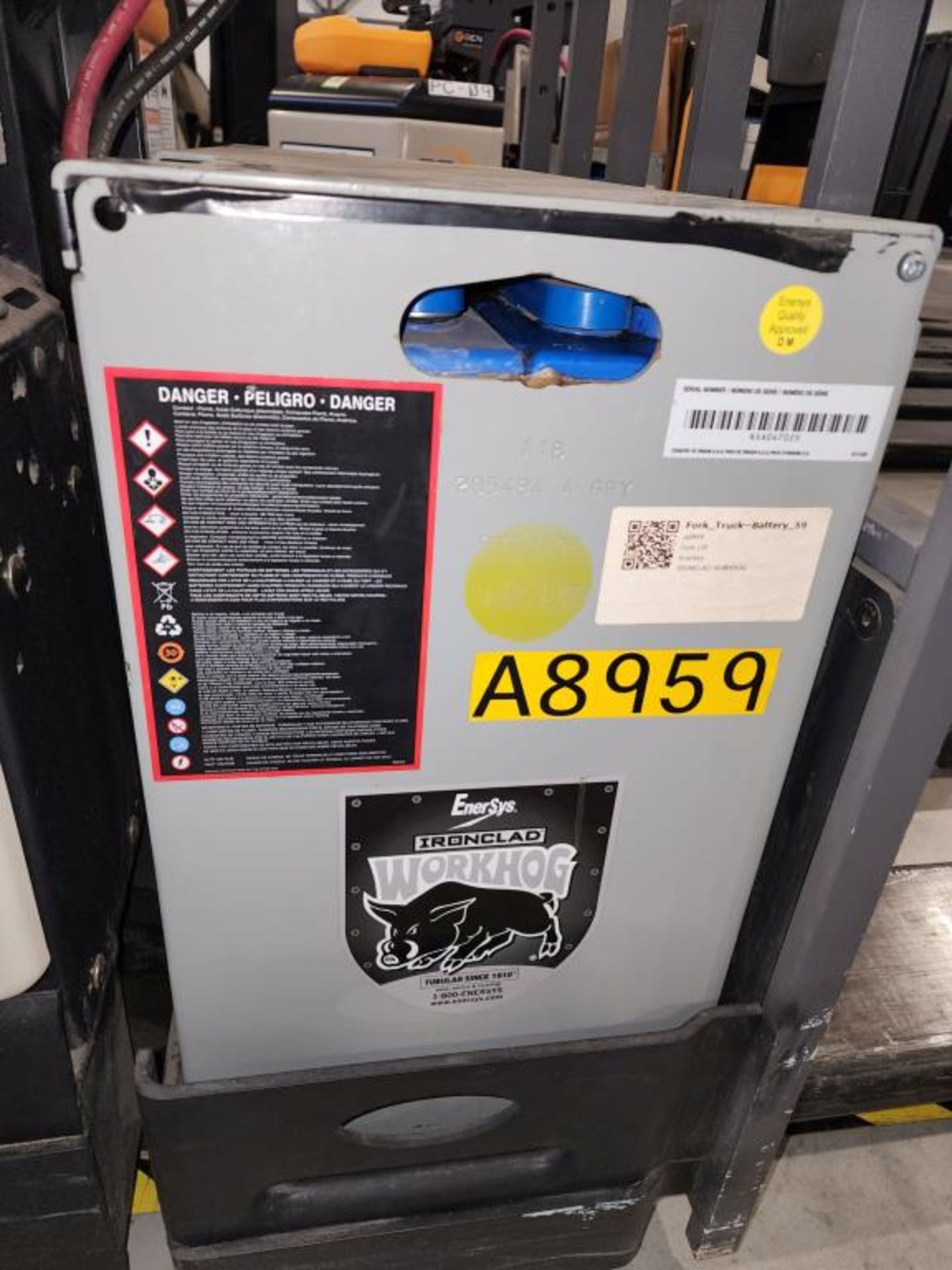 Crown Electric Pallet Truck - Image 9 of 11