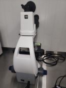 Microscope