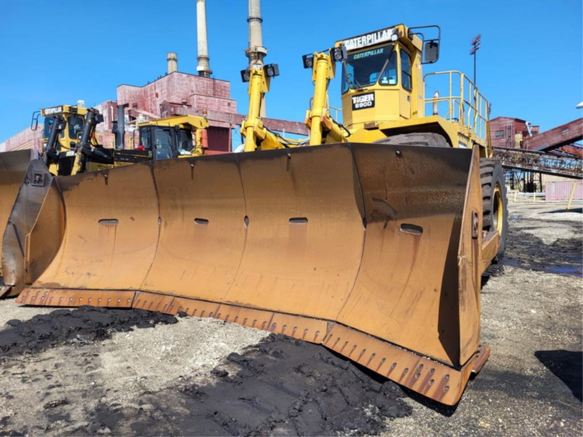 Caterpillar Wheel Dozer - Image 4 of 12