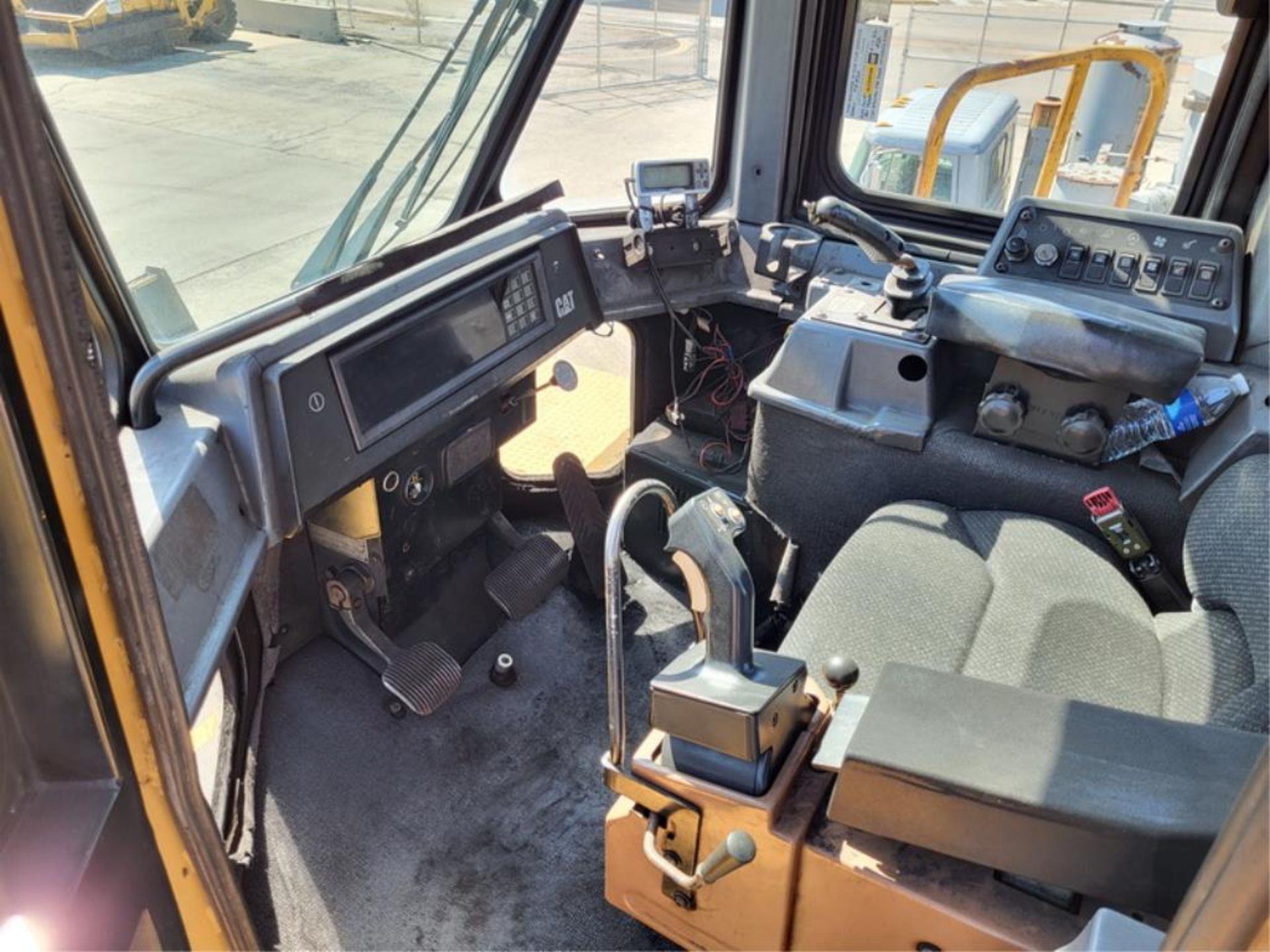 Caterpillar Wheel Dozer - Image 12 of 15
