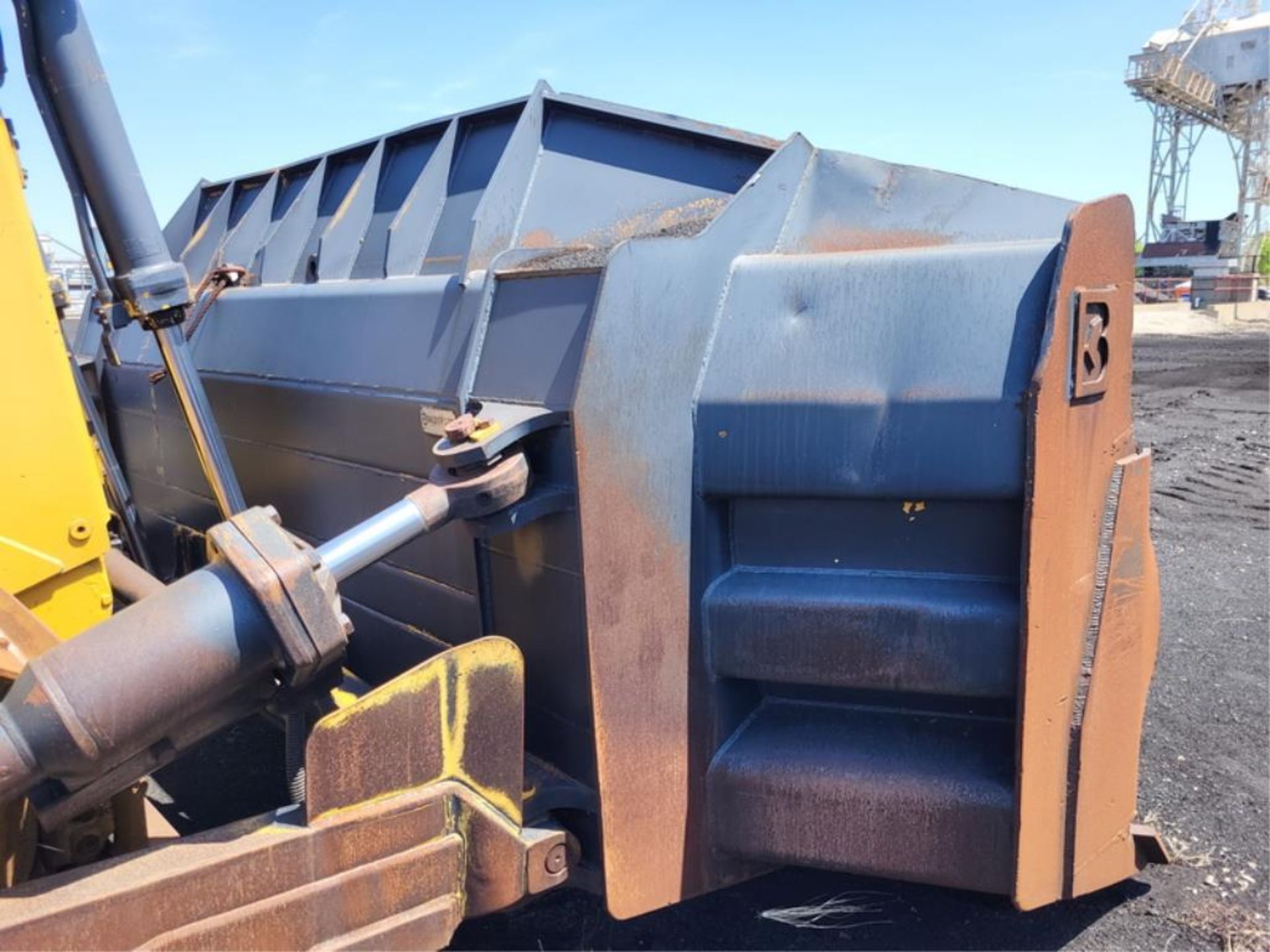 Caterpillar Crawler Dozer - Image 8 of 13