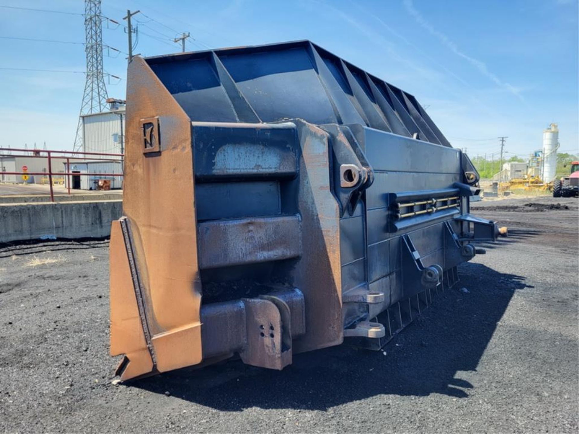 Caterpillar Spare D10R Dozer Blade - Image 2 of 6