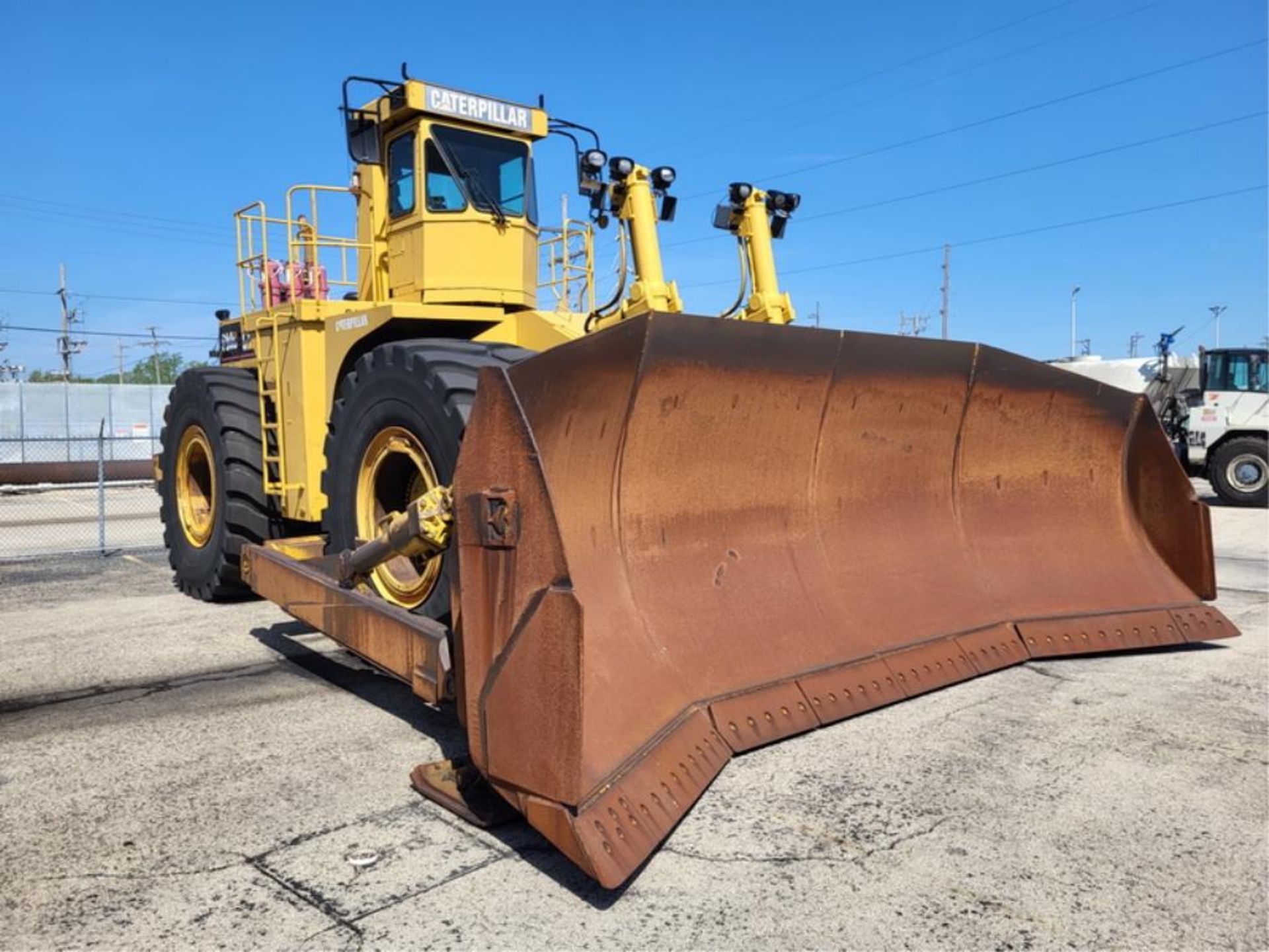 Caterpillar Wheel Dozer - Image 2 of 15
