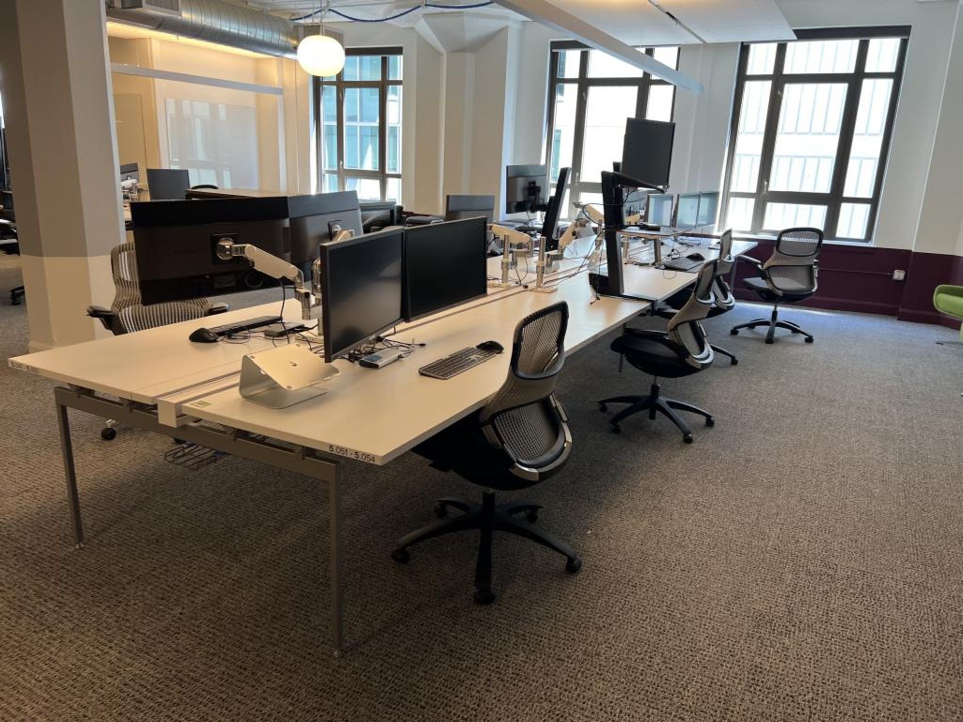 (7qty) Knoll 6/8-Person Work Stations - Image 2 of 11