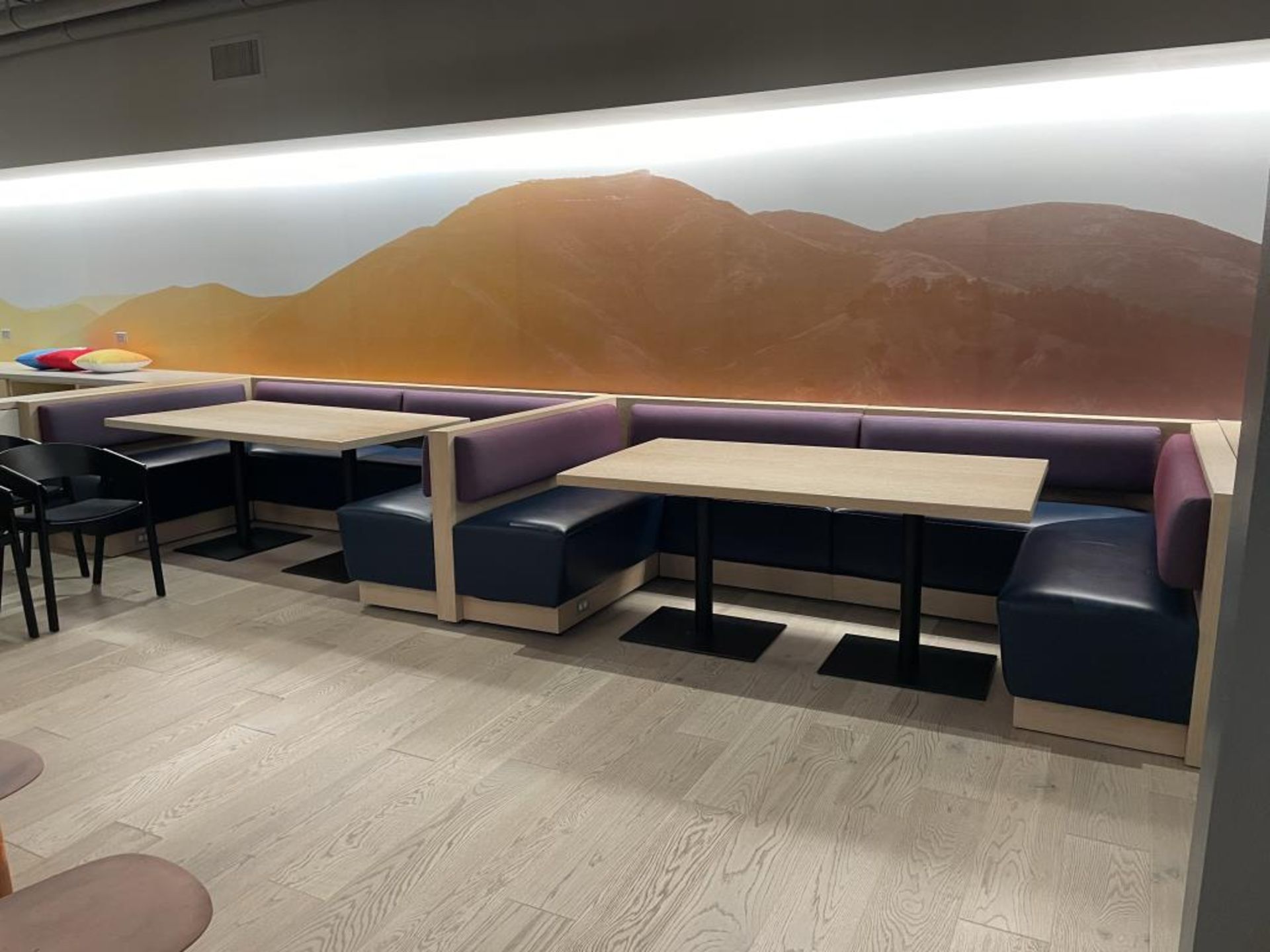 Built In Restaurant Style Booths - Image 5 of 10