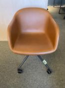 Muuto Fiber Swivel Chair, Casters, Leather