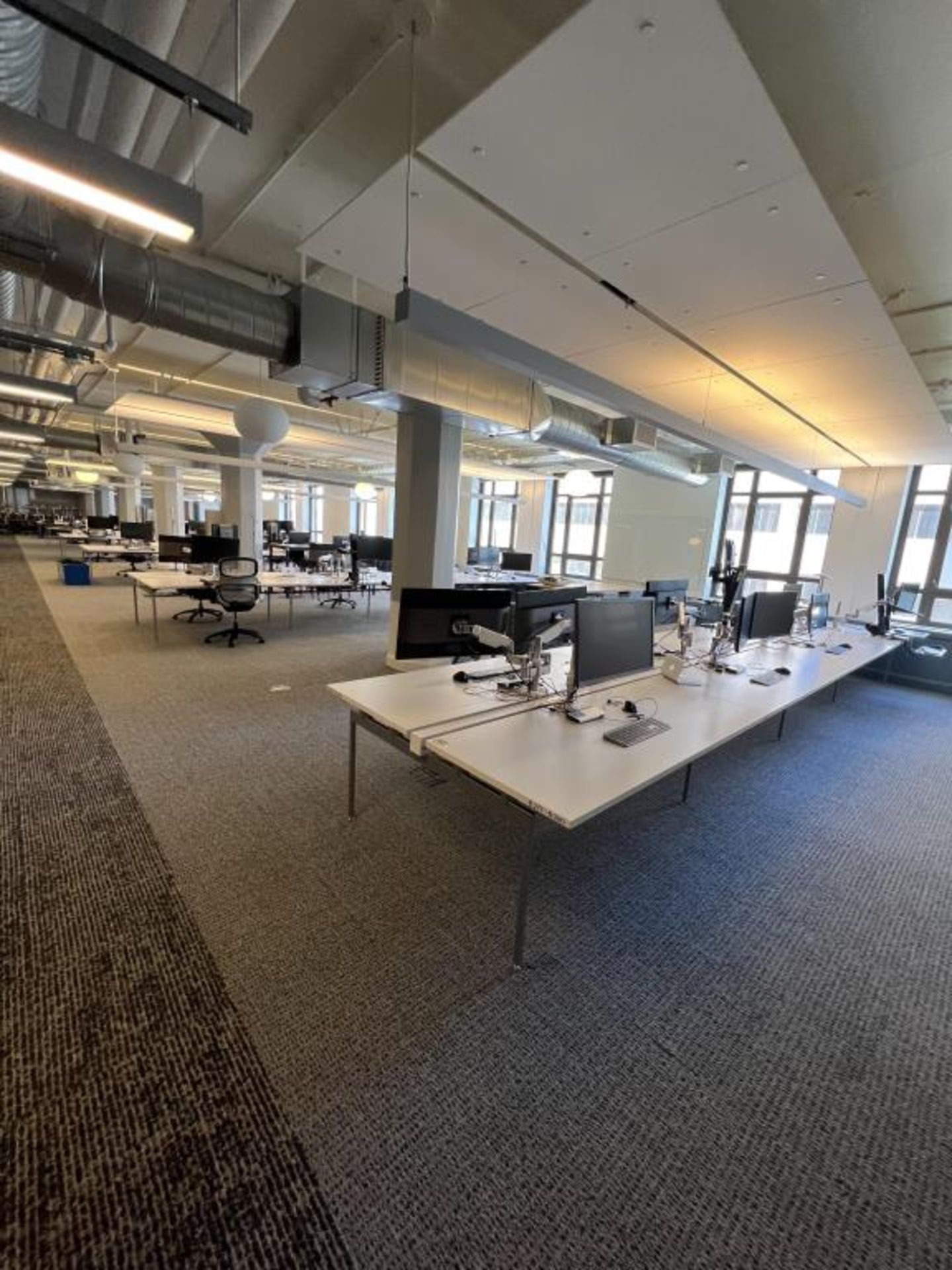 (6qty) Knoll 6/8-Person Work Stations