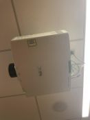 NEC PA653U Projector