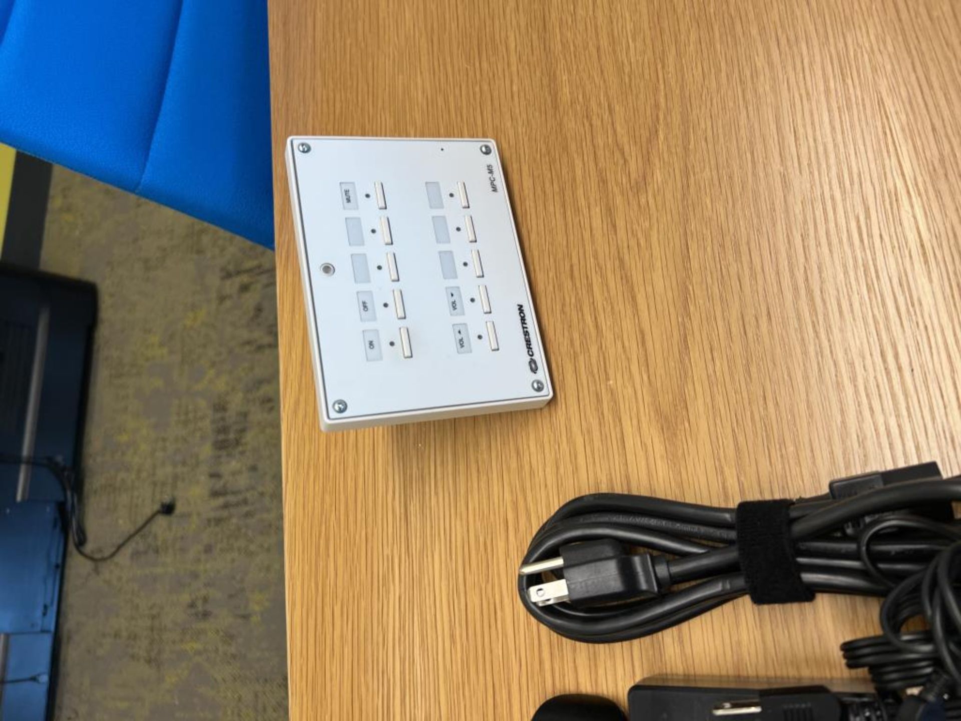 Conference Room - Image 6 of 9