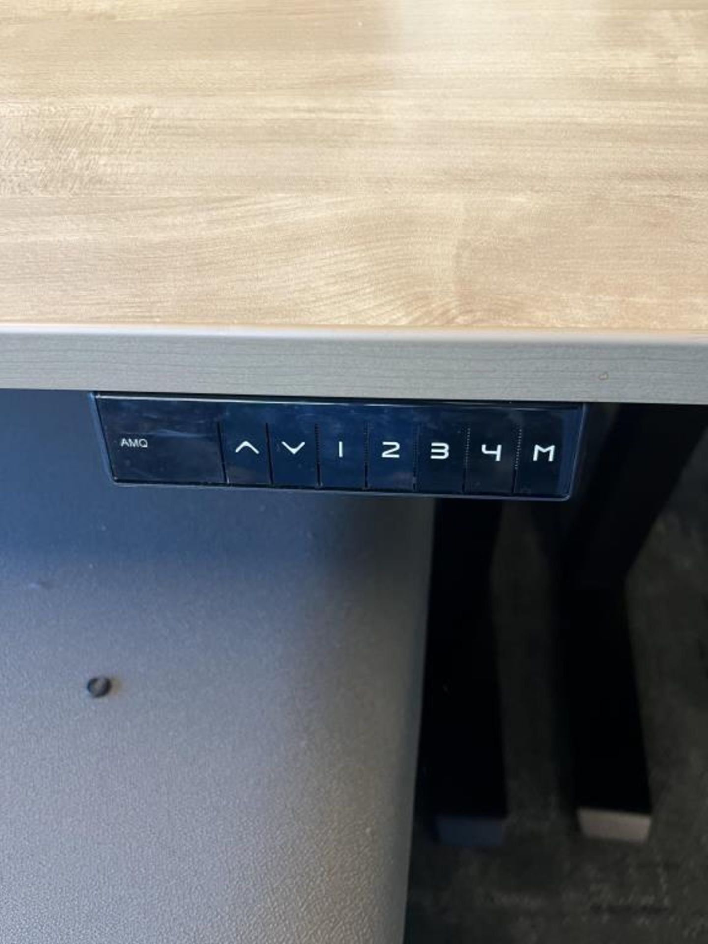AMQ Height Adjustable Workstation - Image 7 of 9