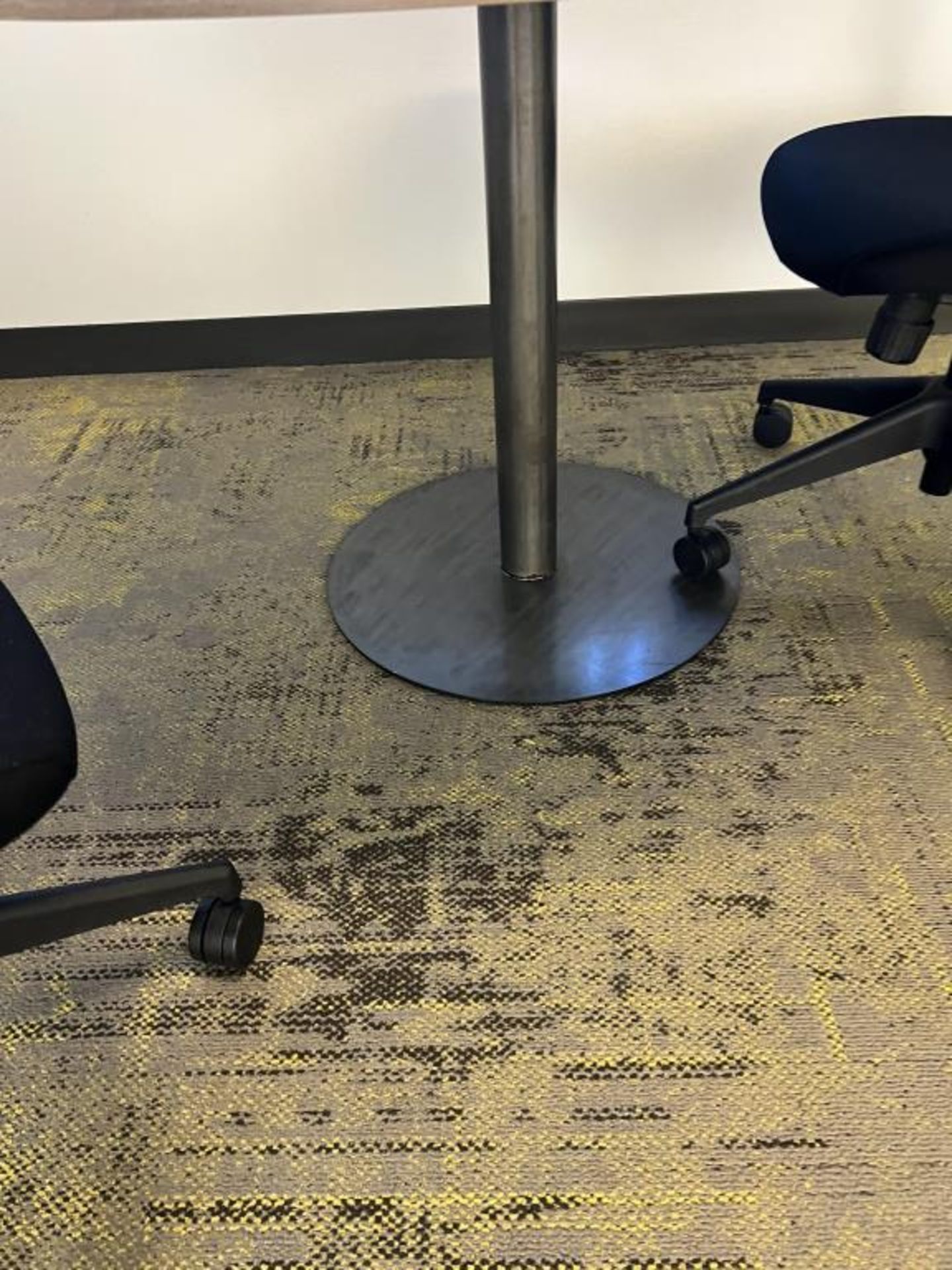 36" Round Table - Image 3 of 4
