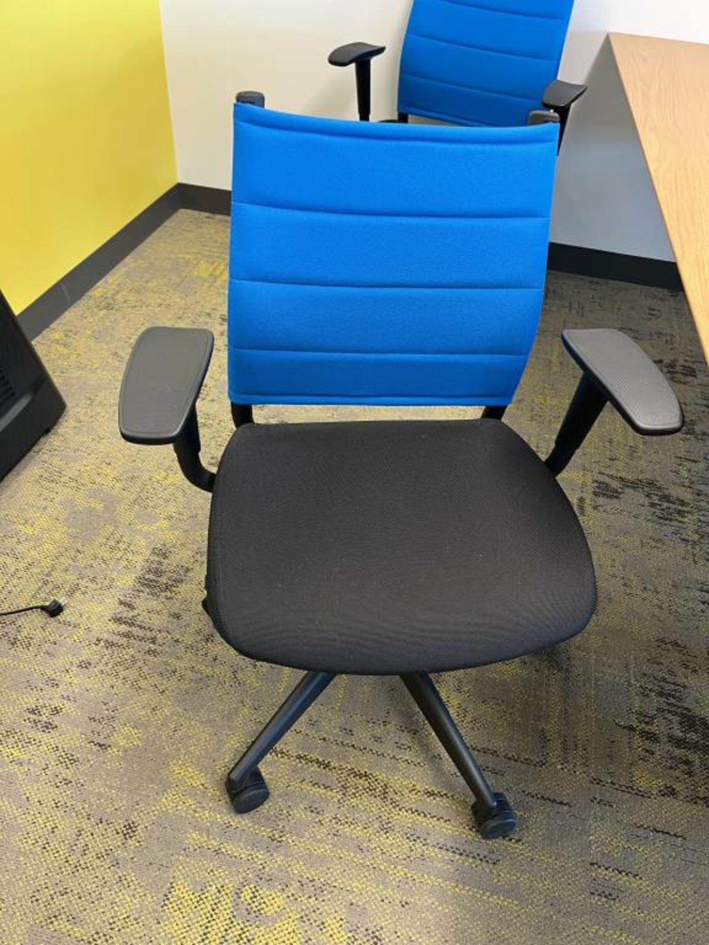 Conference Room - Image 7 of 9