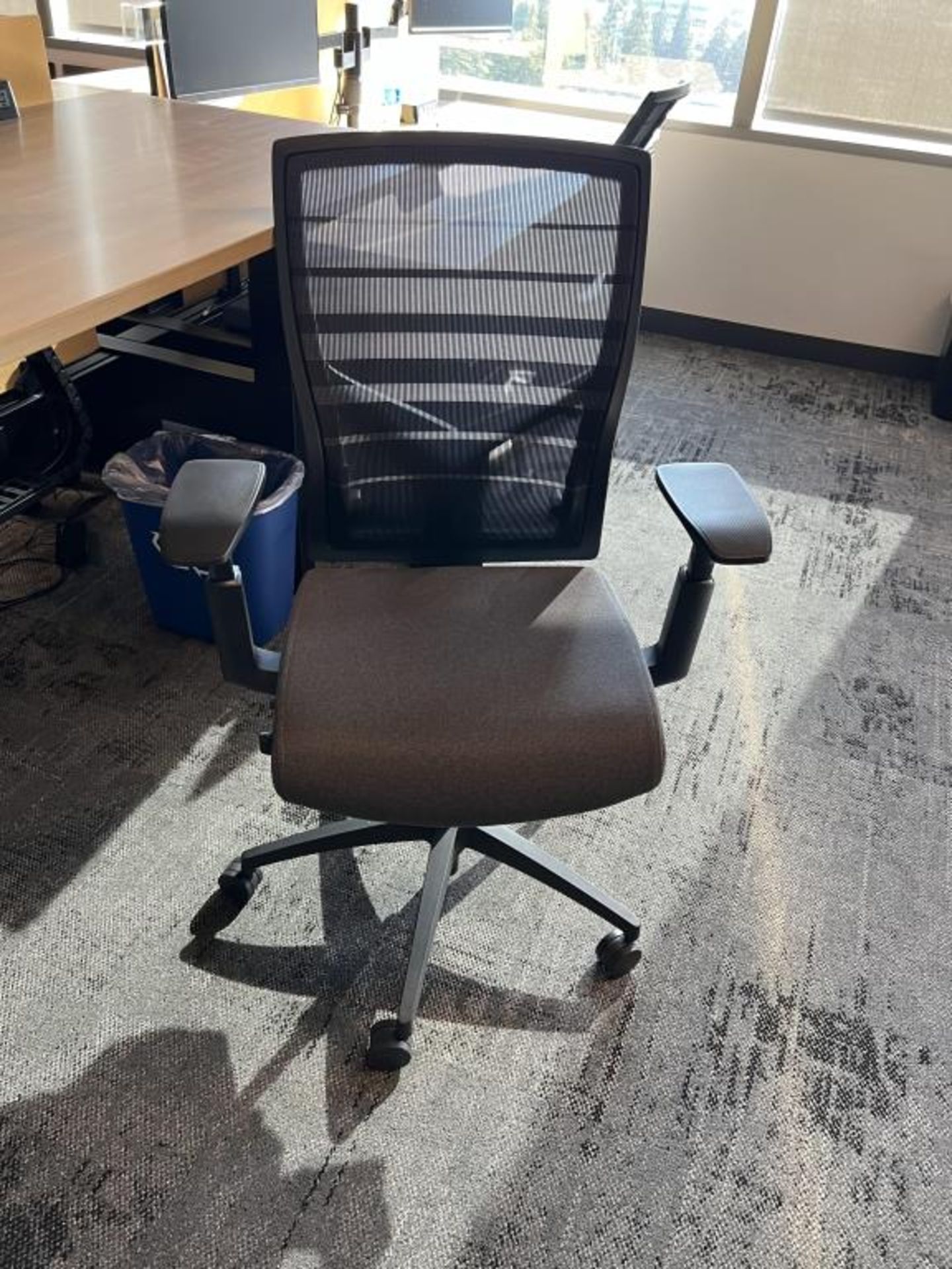AMQ Open Plan Bench Workstations - Image 15 of 15