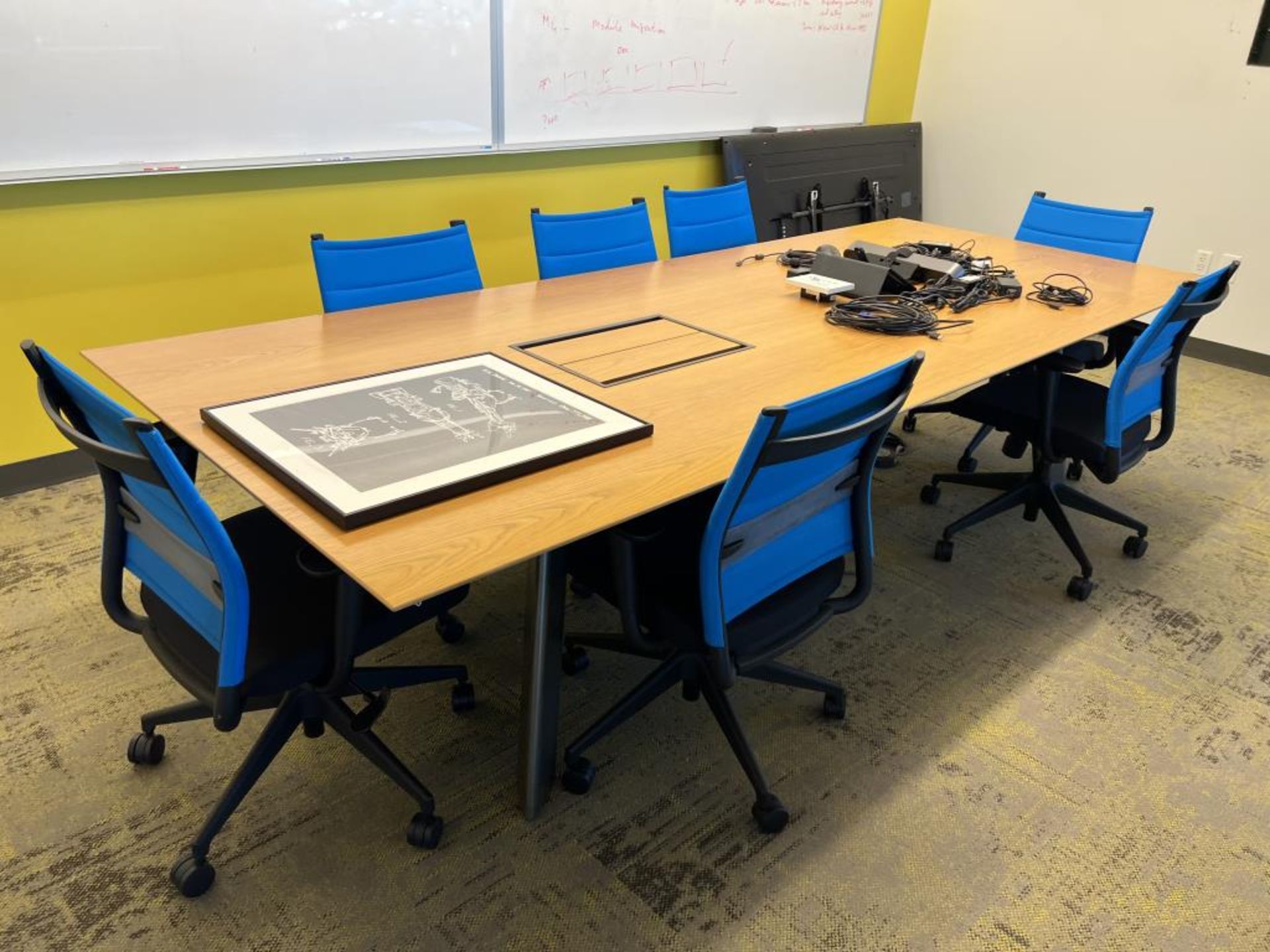 Conference Room - Image 2 of 9