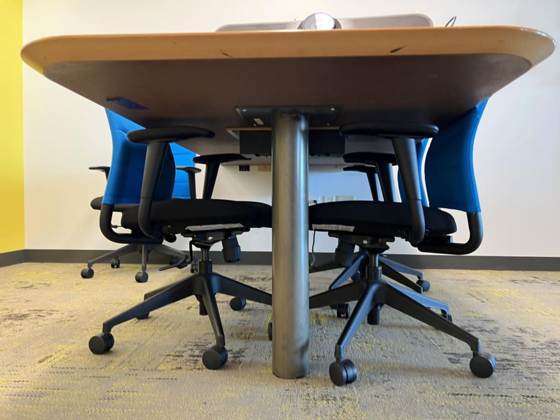 Conference Room - Image 4 of 9
