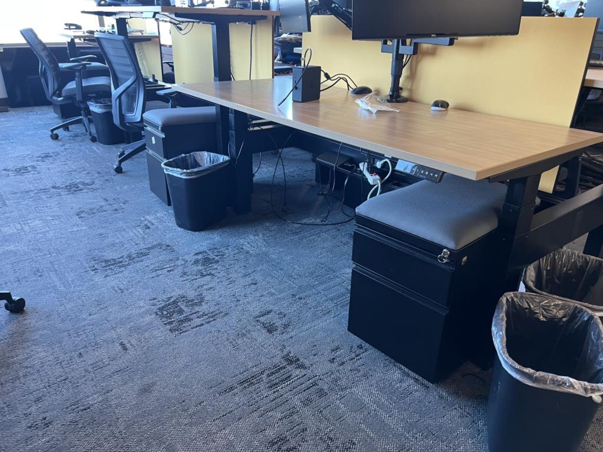 AMQ Open Plan Bench Workstations - Image 4 of 9