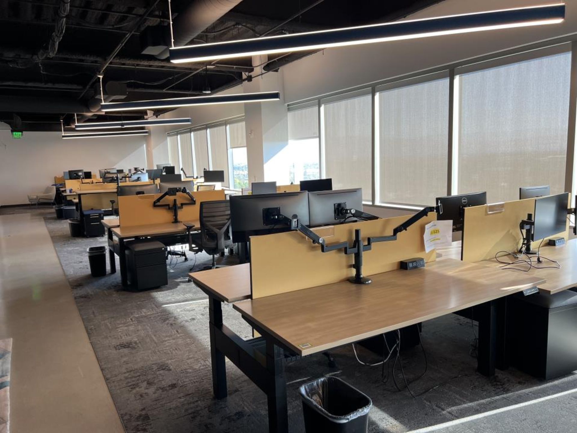 AMQ Open Plan Bench Workstations