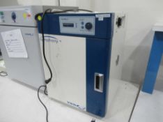VWR Symphony Incubator