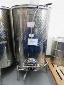 1, 1000L Stainless Steel Holding Tank