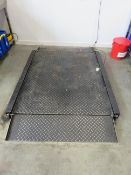 1, Marsden Pallet Platform Scales with I-100SS Digital Readout and 2000kg Capacity
