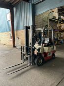 Nissan 15 (PJ01A15U) Gas Powered Forklift Truck S/N:701025 with 3,300mm Max Lift Height, 1,500kg Cap