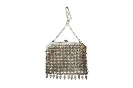 A SILVER MESH PURSE WITH SUSPENSION CLIP