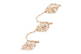 A GOLD AND INTAN DIAMOND KEROSANG