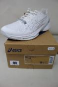 A pair of women's boxed as new Asics Sky Elite FF 2 in white (UK 7.5).