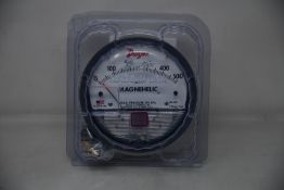 An as new Dwyer 2000 Series Magnehelic Differential Pressure Gauge (2000-500PA).