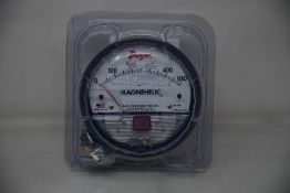 An as new Dwyer 2000 Series Magnehelic Differential Pressure Gauge (2000-500PA).