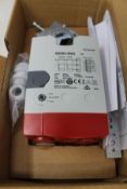 A boxed as new Honeywell SmartAct Damper Actuator, 20Nm, 24Vac, 6VA, IP54 (REF: N2024-SW2).