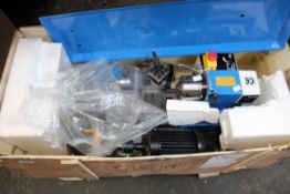 A VEVOR TQ0635 Mini Metal Variable Speed Lathe 7