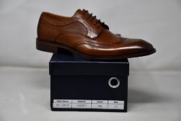 A pair of men's boxed as new Paolo Vandini Gerard Leather Brogues in tan (EU44).