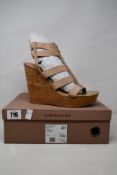 A pair of as new Carvela Kunnning Wedge in Tan (Size 41).