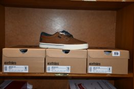 Three pairs of boxed as new Etnies Jameson 2 ECO shoes in brown/blue (UK 9 x 2, 7 x 1).