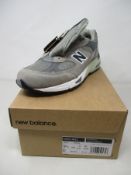 A pair of men's boxed as new New Balance M991ANI - Made In England Trainers in grey (UK 9).
