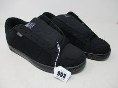 Two pairs of black Etnies Kingpin skater shoes (Sizes 2 x UK 12) (Unboxed).