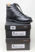 Two pairs of children's boxed as new Calzamedi boots in black 4200.0101 (EU 33, width 4).