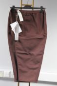 A Phlegethon Rich Owen Gonna Pillar skirt in Throat brown (Size 42).