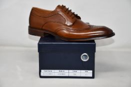 A pair of men's boxed as new Paolo Vandini Gerard Leather Brogues in tan (EU44).