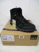 A pair of men's as new Jack Wolfskin Vojo 3 Texapore Mid boots (UK 9).