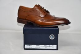 A pair of men's boxed as new Paolo Vandini Gerard Leather Brogues in tan (EU44).
