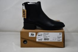A pair of Kurt Geiger Vegan Taxon2 black ankle boots (Size 37 UK 4).