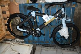 A pre-owned Vanmoof X3 electric bike (NOTE: Item has not been assembled and may be incomplete.