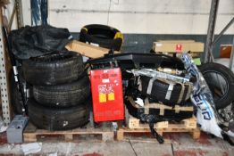 A quantity of miscellaneous car and bike related items.