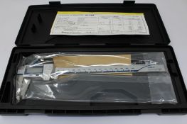 An as new Mitutoyo Digital Carbide-Tipped Jaw Calliper, Coolant and Dust Proof (REF: 500-732-20,