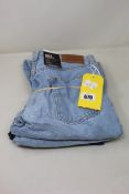Three as new Levi's 501 Original Cropped Jeans (Sizes 2x 25x26 and 1x 28x26).