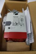 A boxed as new Honeywell SmartAct Damper Actuator, 20Nm, 24Vac, 6VA, IP54 (REF: N2024-SW2).
