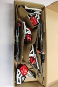 An as new pair of Atomic X 20 RS Red Ski Bindings (EAN: 9004552383391).
